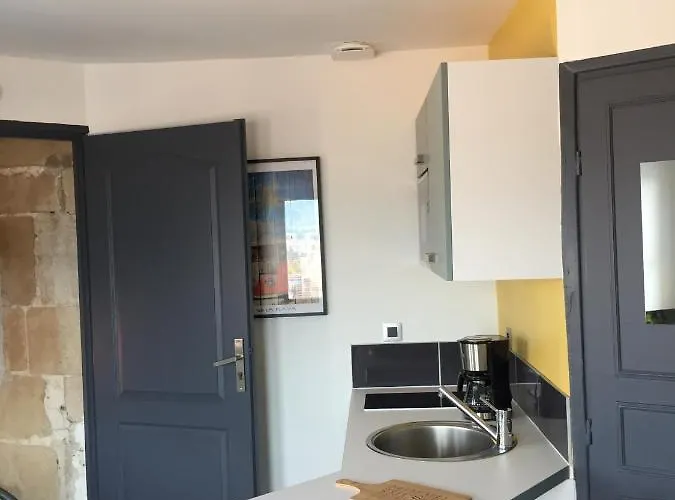 Apartman Charmant Studio Perche Au Coeur De Valence Historique