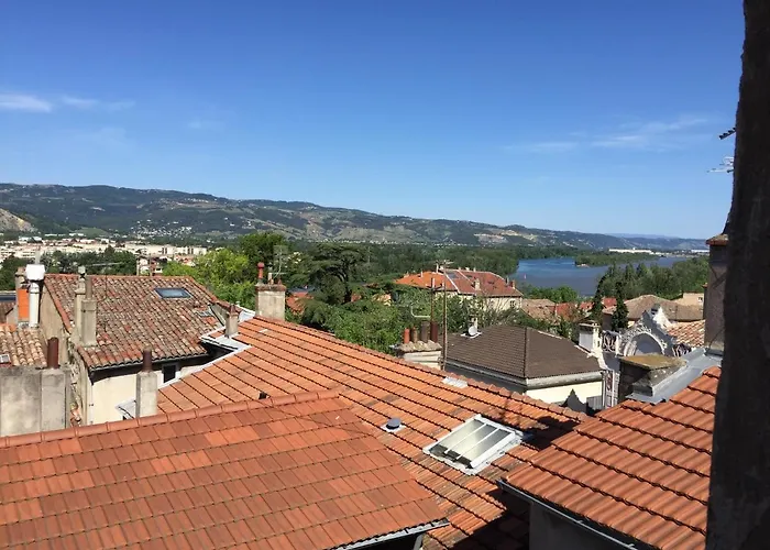 Charmant Studio Perche Au Coeur De Valence Historique Apartman Valence